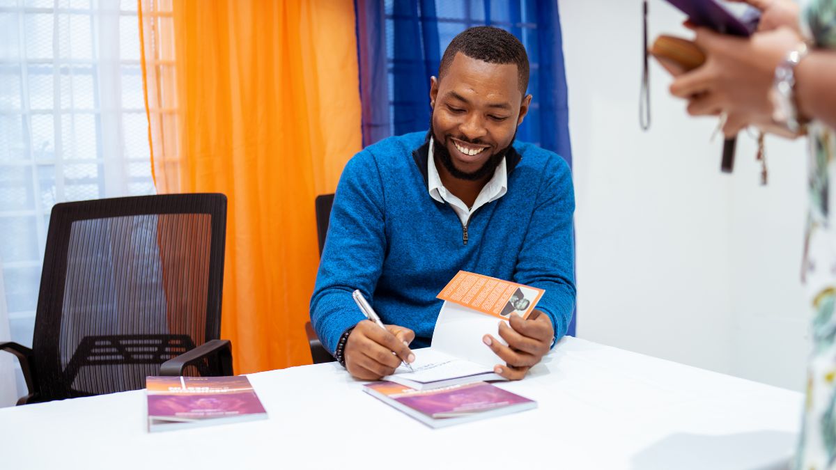 12 Effective Author Website Book Promotion Features (+ How to Implement Them)