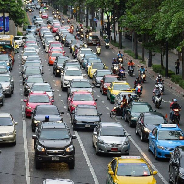 11 Strategies to Get Traffic to Your Shopify Store (+ Examples)